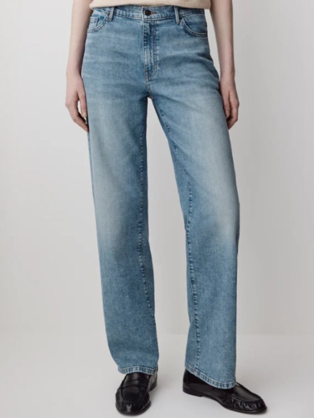 Mid-Rise Straight-Leg Jeans